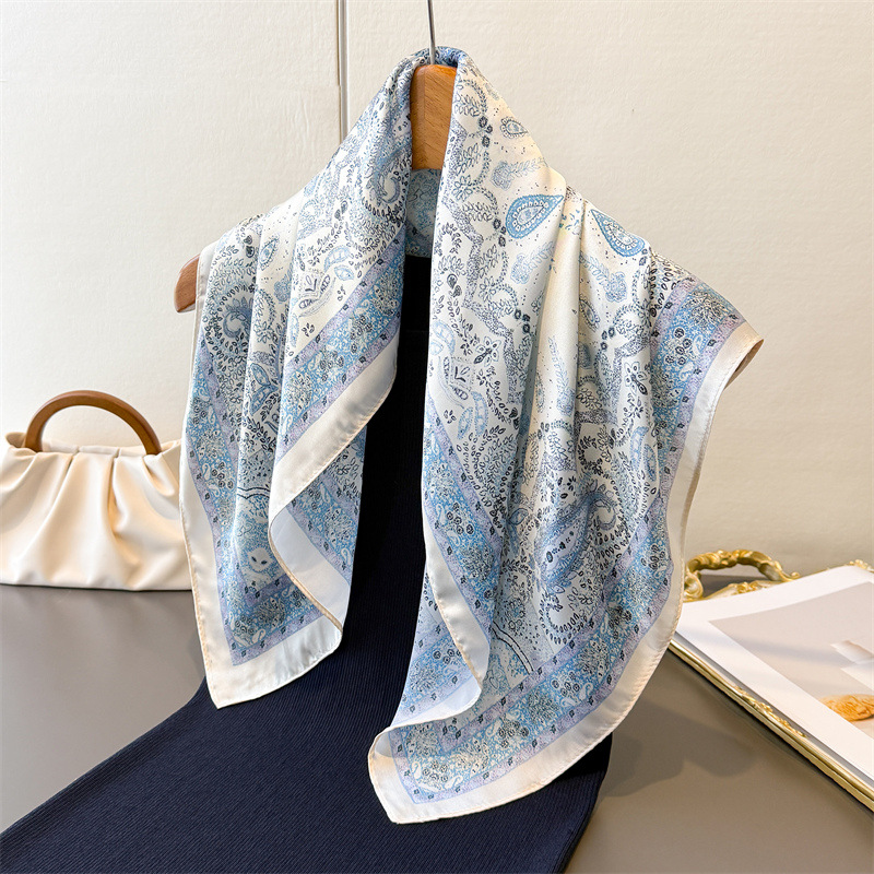 Face Scarf Mask - Syal Satin Tipis Vintage Wanita Ikat